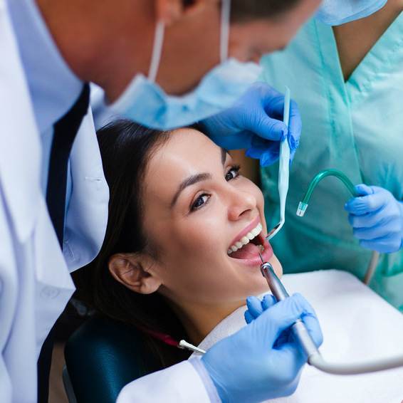 השתלות שיניים