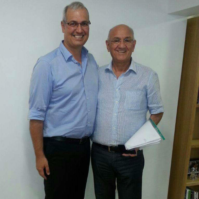 משמאל: דוקטור אורן בן לולו