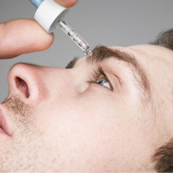 הזלפת טיפות עיניים